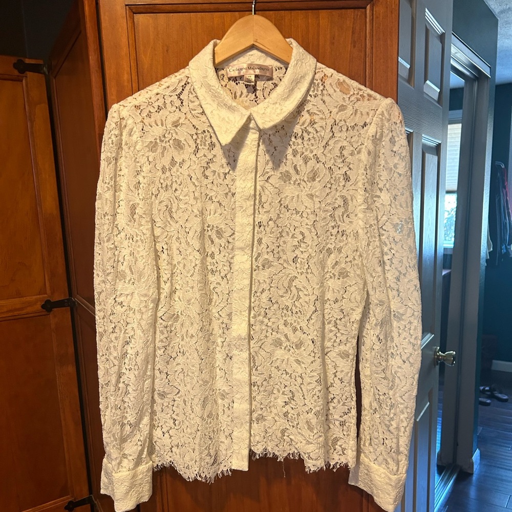 Wonderful lace boho  top! Off white